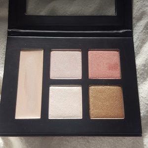 ULTA Beauty Strobing Palette